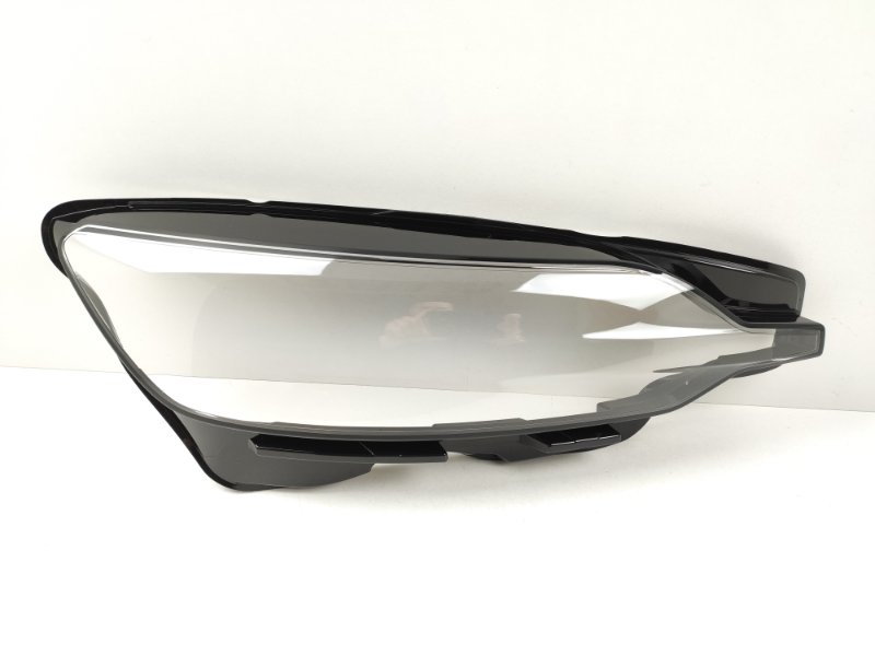 Стекло фары Volvo S60 (3) правая