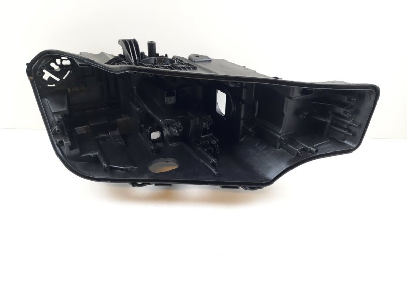 Корпус фары BMW X7 (G07) правая