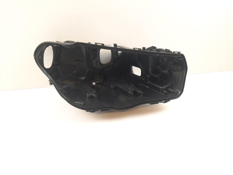 Корпус фары BMW X3/X4 (G01/G02) правая