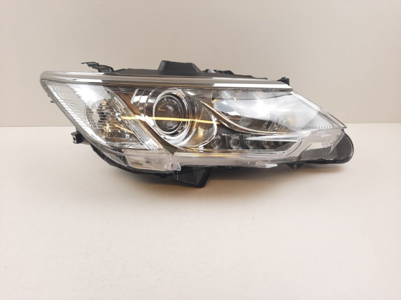 Фара Toyota camry (V55) правая