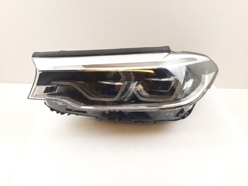 Фара BMW 5er (G30) левая