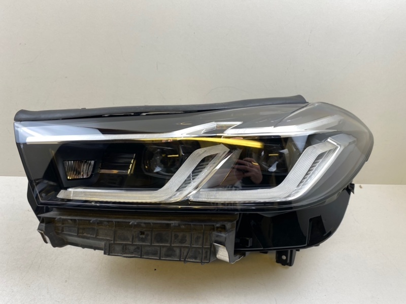 Фара BMW 6er (G32) левая
