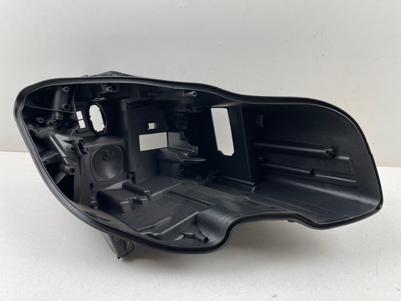 Корпус фары Mercedes-Benz CLS-class (C218) правая