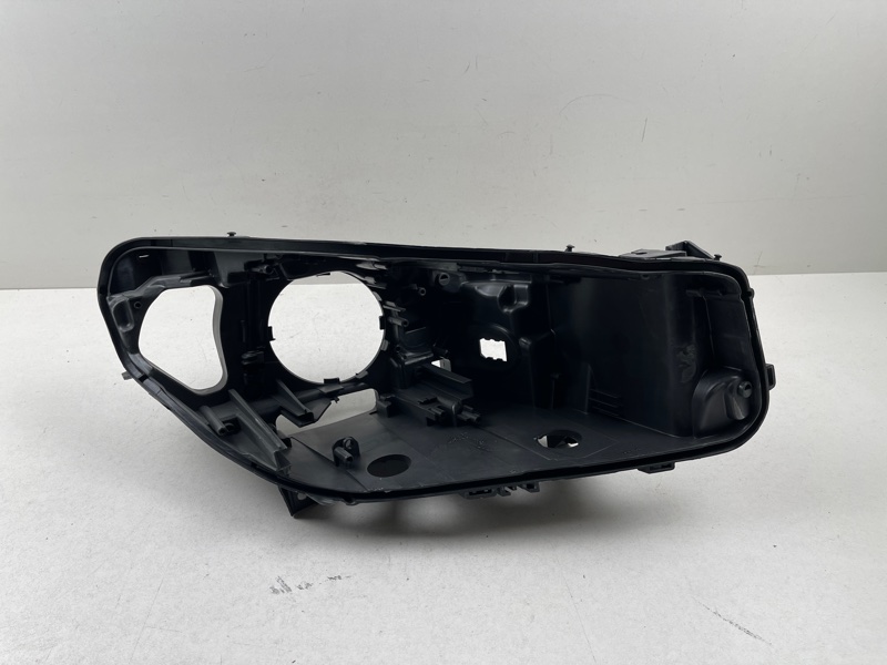 Корпус фары BMW 5er (F07) правая