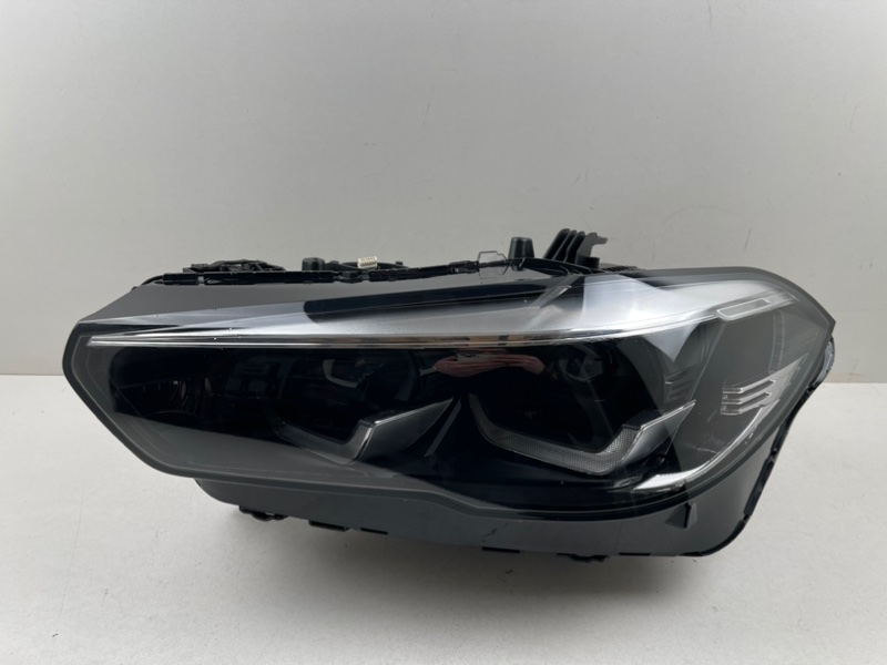 Фара BMW X5 (G05) левая