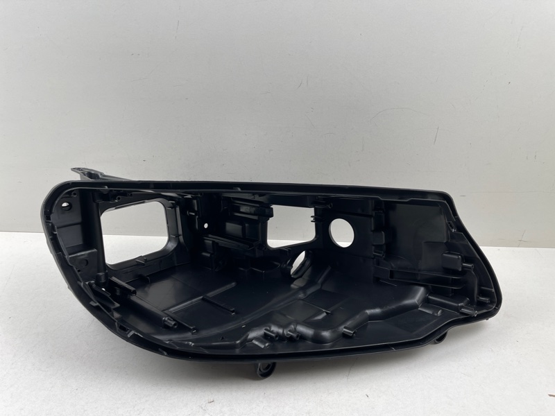 Корпус фары Volkswagen Touareg (2) правая