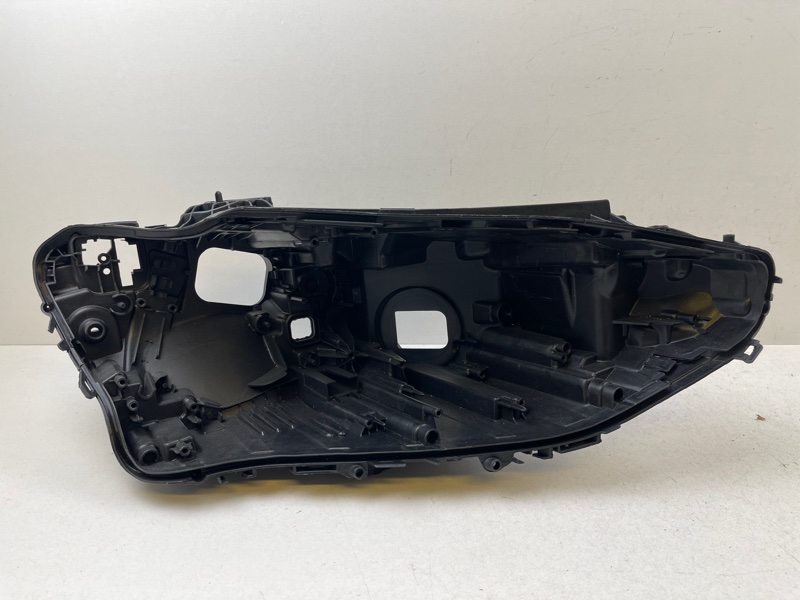 Корпус фары BMW 4er (G22 G23) правая