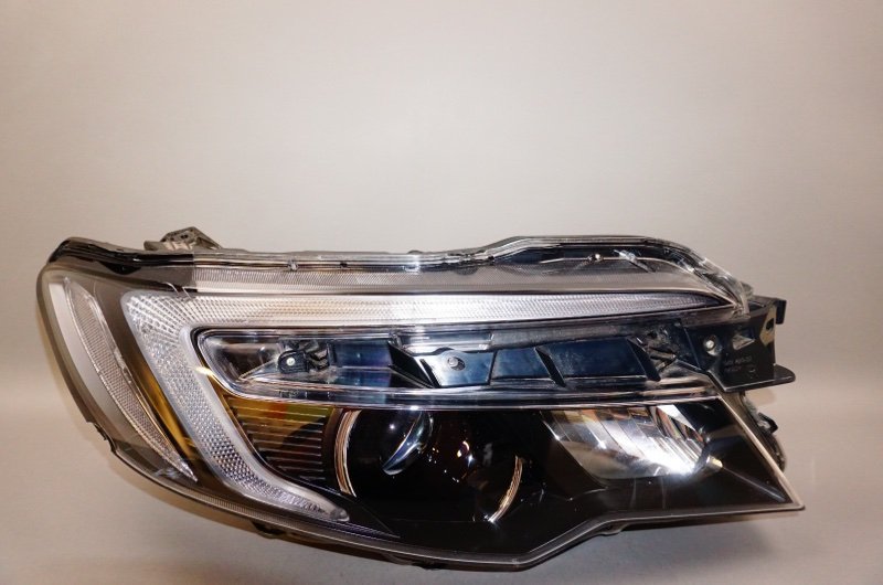 Фара Honda Pilot (3) правая