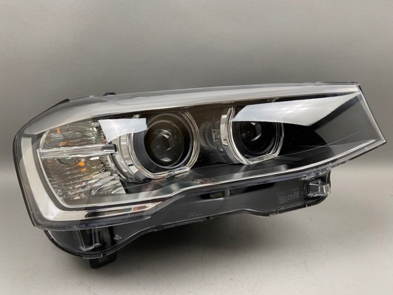 Фара BMW X3 (F25) правая