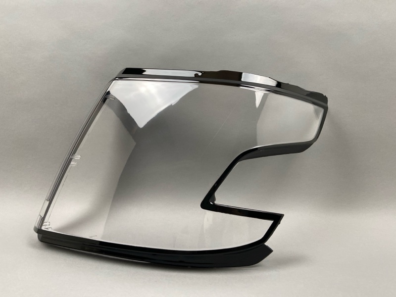 Стекло фары Chevrolet Tahoe (4) левая