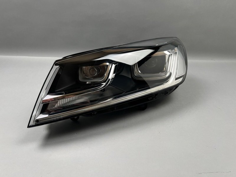 Фара Volkswagen Touareg (2) левая