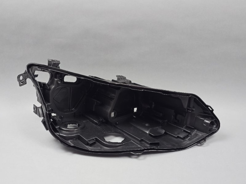 Корпус фары Volkswagen Golf 8 IQ Full LED Light (VIII) правая