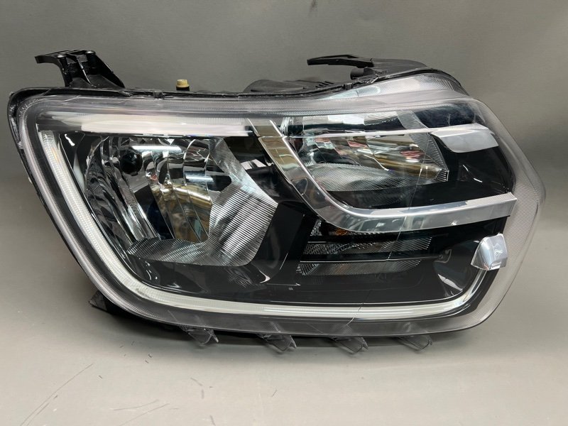 Фара Renault Duster (II) правая