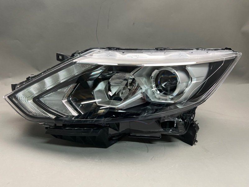 Фара Nissan Qashqai (J11) левая