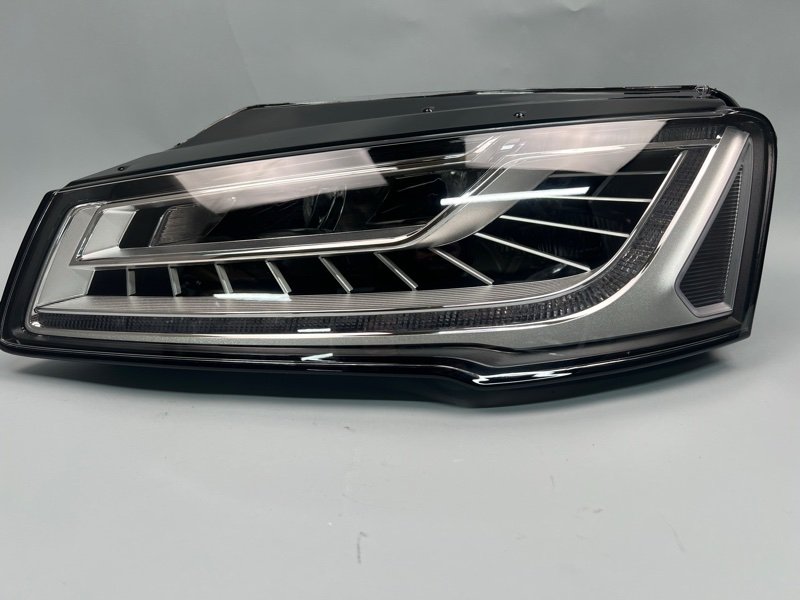 Фара Audi A8 (D4 4H) левая