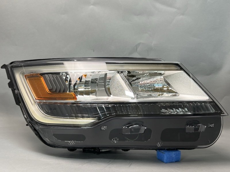 Фара Ford EXPLORER (5) правая