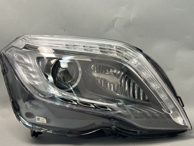 Фара Mercedes-Benz GLK-class (X204) правая