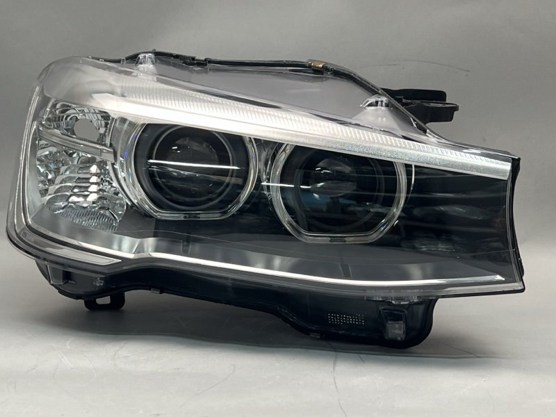 Фара BMW X3 (F25/F26) правая