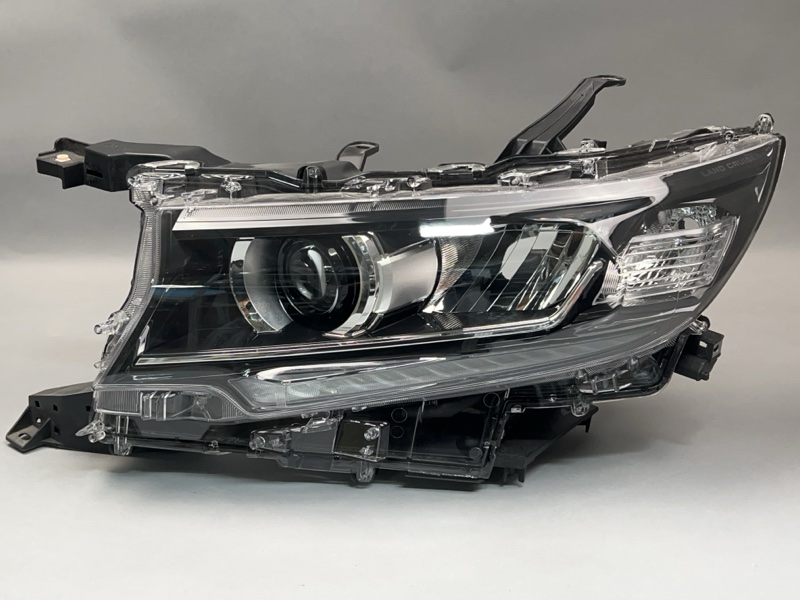 Фара Toyota Land Cruiser Prado (150) левая