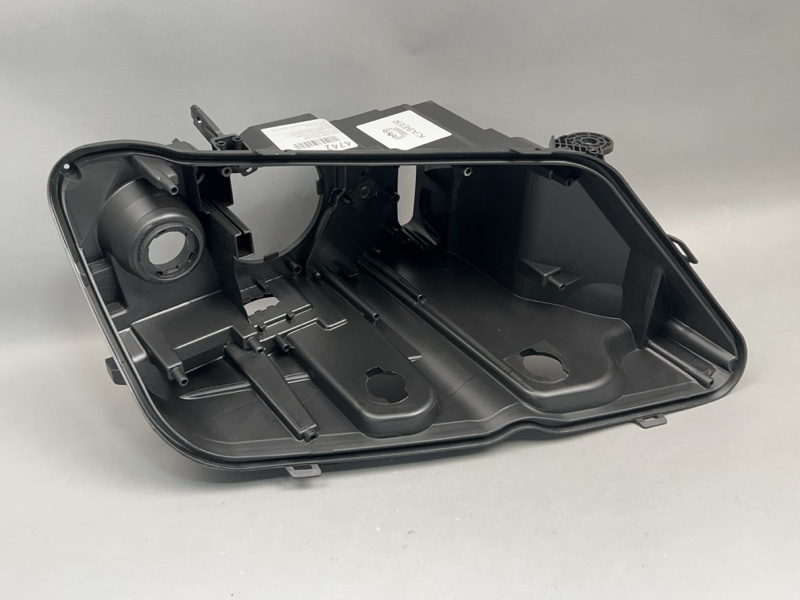 Корпус фары BMW X3 (F25) правая