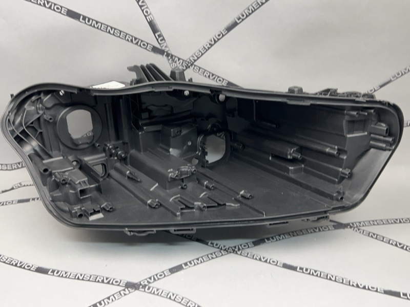 Корпус фары BMW X5 (G18) правая