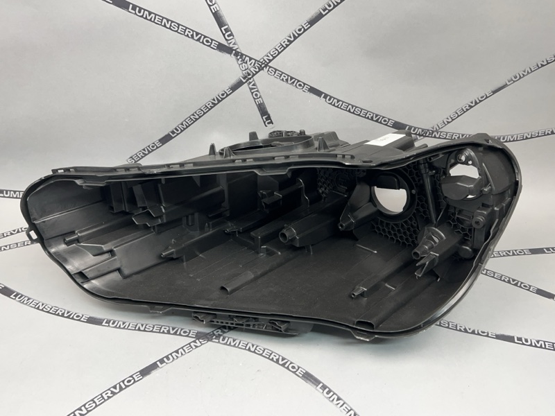 Корпус фары BMW X1 (F48/49) левая