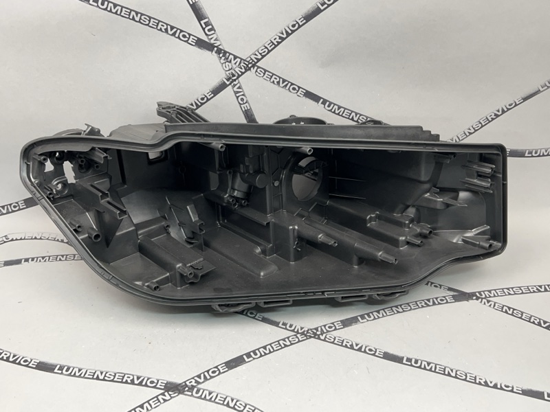 Корпус фары BMW 3er (G20) правая