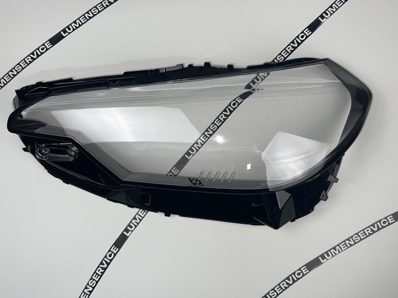 Стекло фары BMW 2er (G87) левая