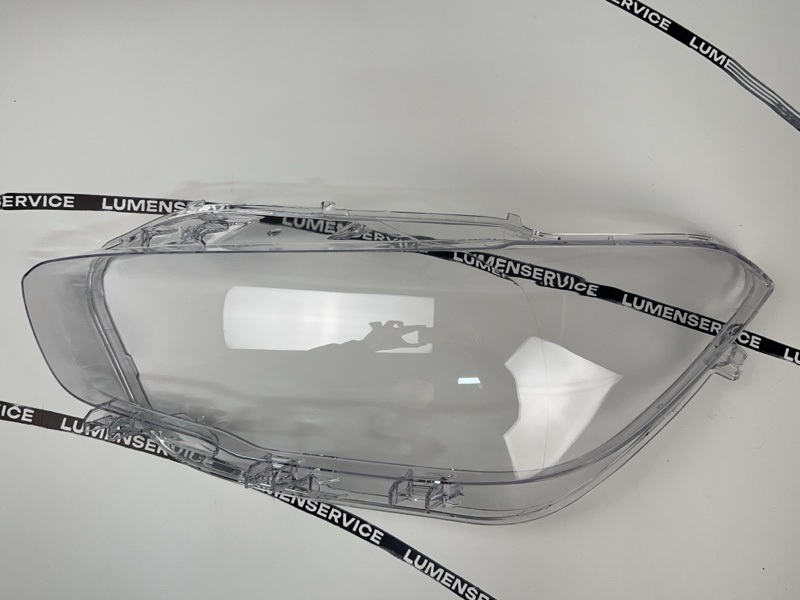Стекло фары BMW 1er (F20) левая