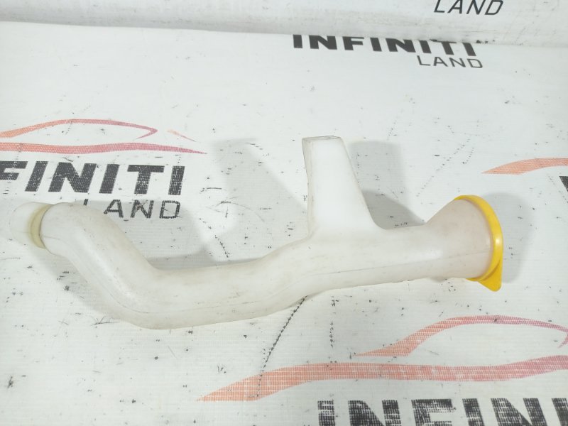 Запчасть горловина бачка омывателя Nissan Navara D22S 28915-VK600 Б/У Горловина бачка омывателя Nissan Navara D22S 28915-VK600 Б/У