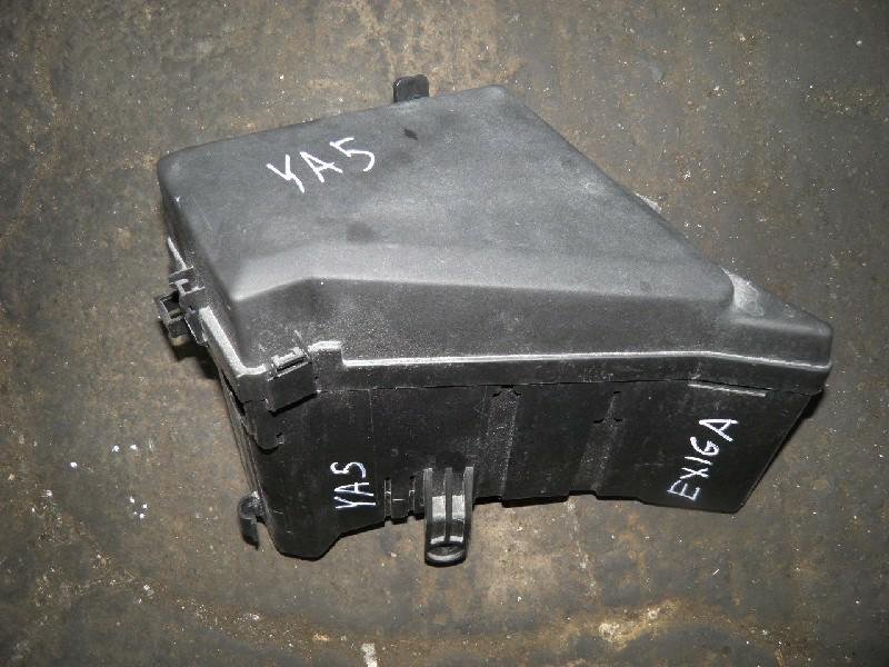 Предохранительна коробка Subaru Exiga YA5 EJ20 2009