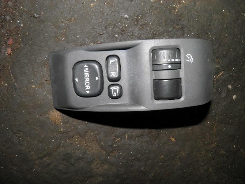 Кнопка Subaru Impreza GH7 EJ20 2009