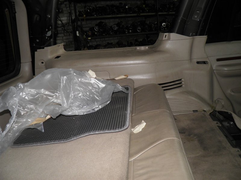 Обшивка багажника Lincoln Navigator 5LMFU28RX2LJ03000 задняя левая
