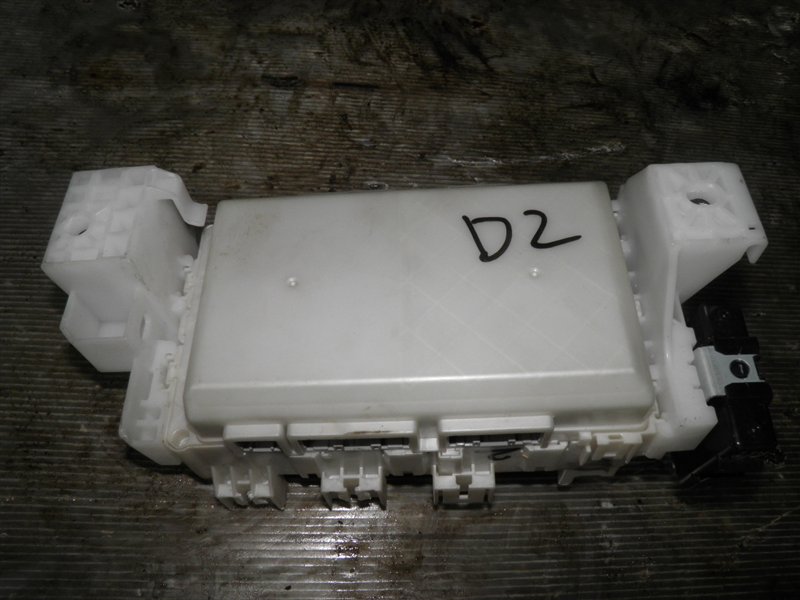 Блок body control Mitsubishi Delica D2 MB21S K12B