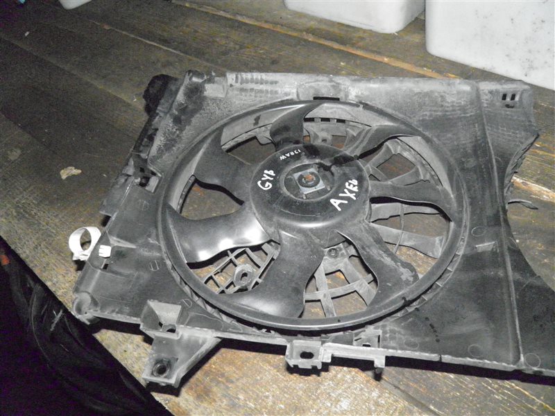 Вентилятор радиатора Mazda Axela Hybrid BYEFP PE 2014 левый