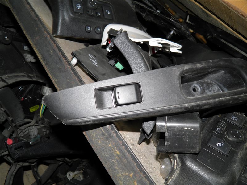 Кнопка стеклоподъемника Nissan Note E12 HR12DDR 2013 задняя правая