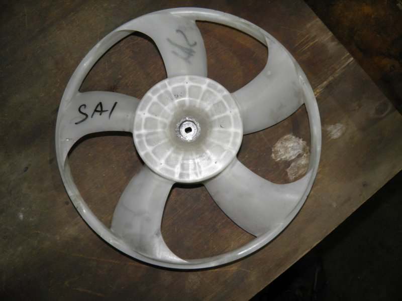 Вентилятор радиатора Toyota Sai