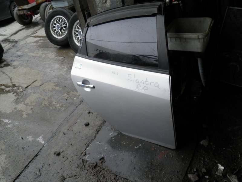 Дверь Hyundai Elantra задняя правая