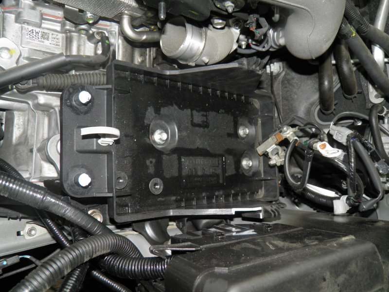 Подставка под аккумулятор Mazda Cx-5 KF2P SH 2019