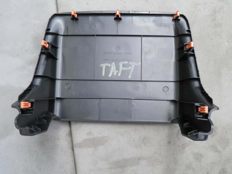 Консоль магнитофона Daihatsu Taft LA900S