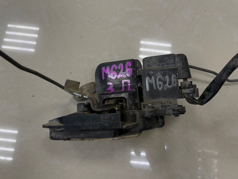 Замок двери задний правый Mazda 626 1996 GE FP GA7C72310F Б/У