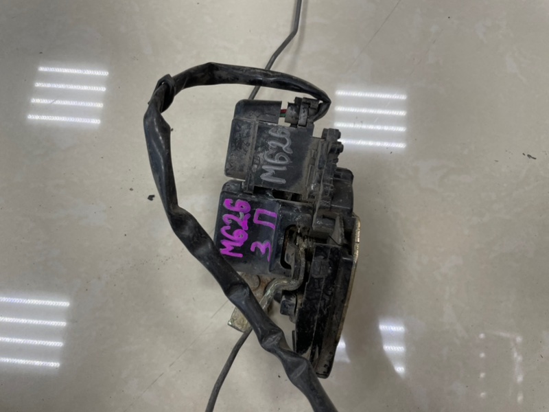 Замок двери задний правый 626 1996 GE FP