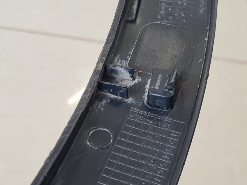 Накладка арки колеса задняя левая Range Rover Evoque