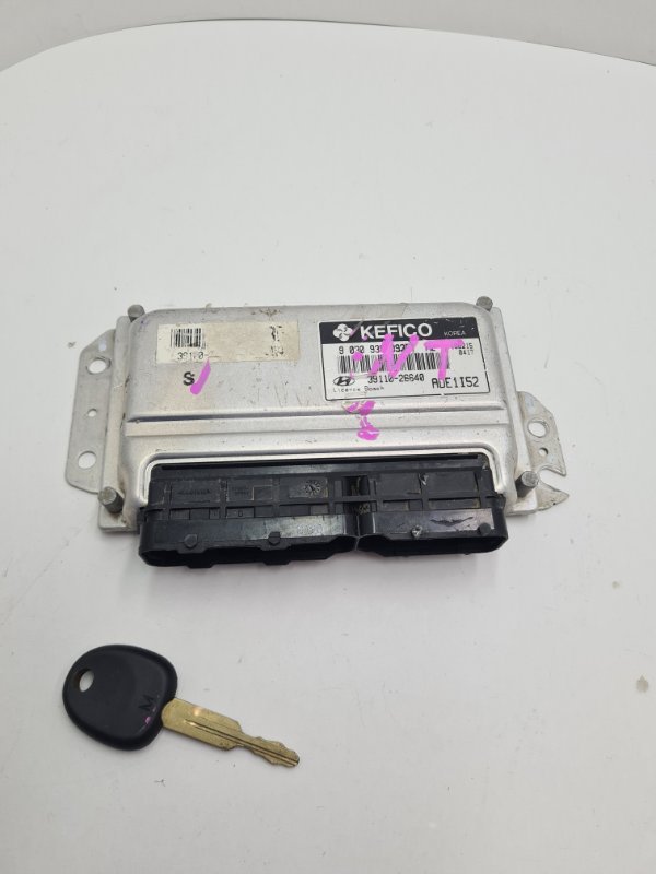 Запчасть блок управления двигателем Hyundai Accent 2007 LC G4EC 39110-26640 Б/У Блок управления двигателем Hyundai Accent 2007 LC G4EC 39110-26640 Б/У