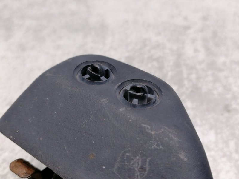 Форсунка омывателя фар передняя правая Freelander 2007 L359 224DT