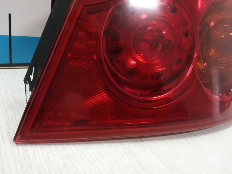 Фонарь задний наружный правый G 2006-2014 V36