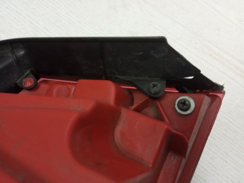 Фонарь задний наружный правый G 2006-2014 V36