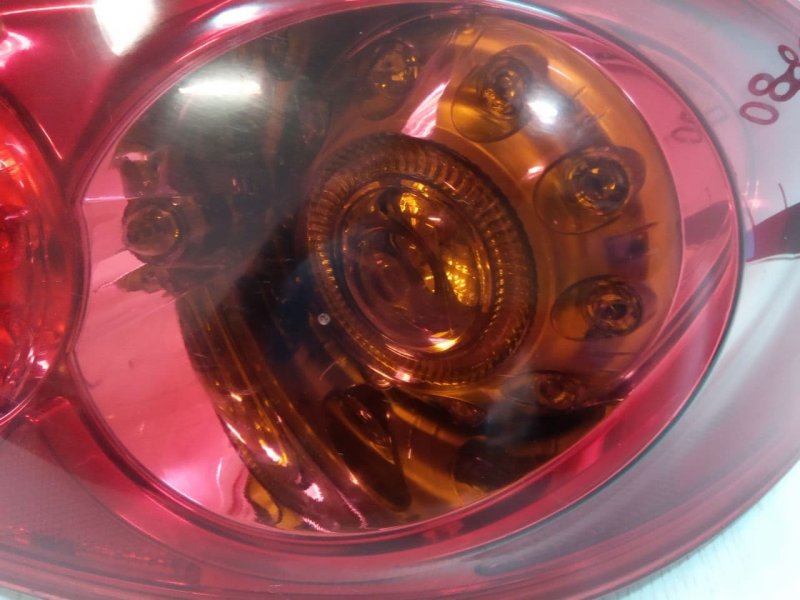 Фонарь задний наружный правый G 2006-2014 V36