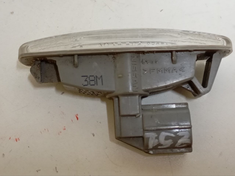 Повторитель на крыло Murano 2008-2014 Z51