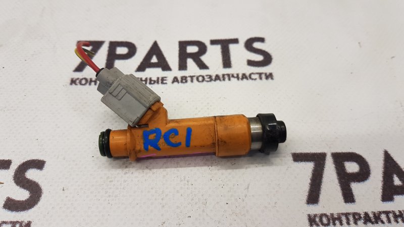 Инжектор Subaru R2 RC1 (б/у)